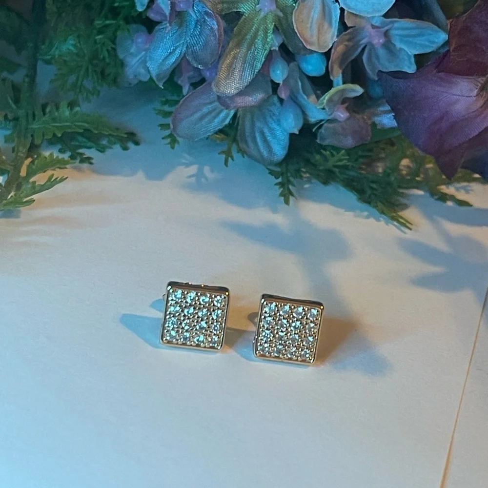 Womens‎ Fashion Earrings, stainless steel color Gold with stones